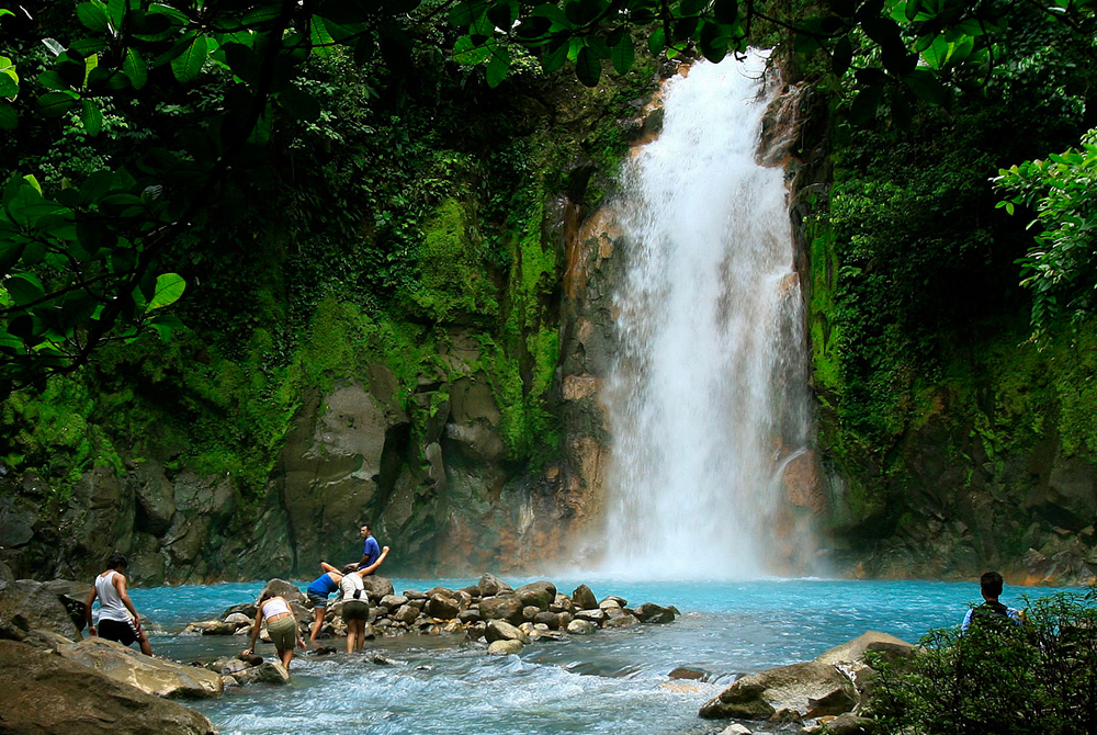 cascata-acqua-costa-ricajpg
